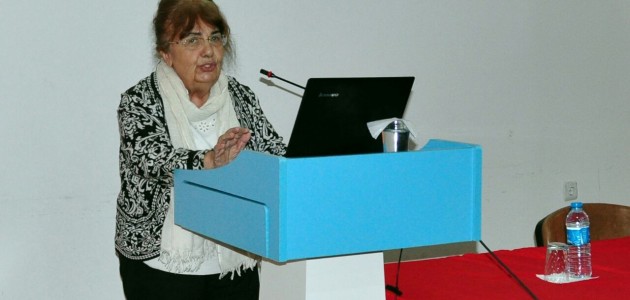  Prof. Dr. Arınç, NEÜ'de konferans verdi

