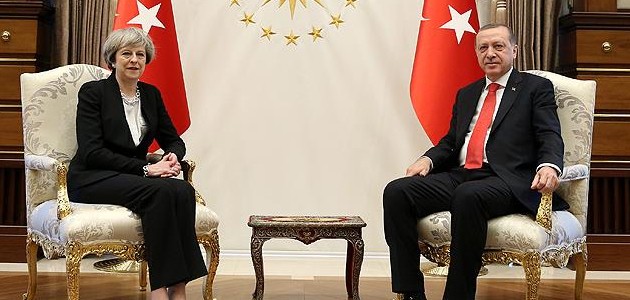  Cumhurbaşkanı Erdoğan, May ile telefonda görüştü
 
