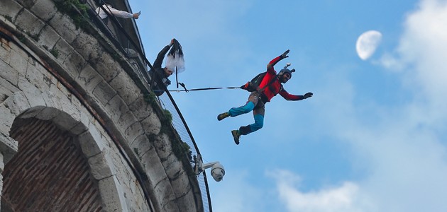Galata Kulesi’nden 385 yıl sonra ilk atlayış