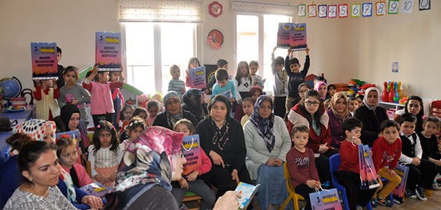  Akşehir’de 27 bin kitap dağıtıldı