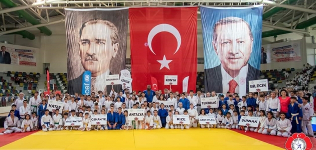  Büyükşehir Belediyesporlu Judoculardan 6 madalya birden 