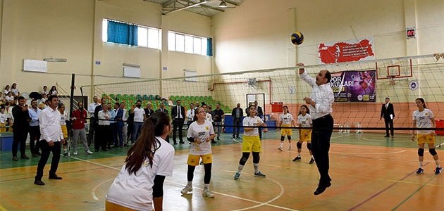  Başkan Altay Yaz Spor Okulu Öğrencileriyle buluştu