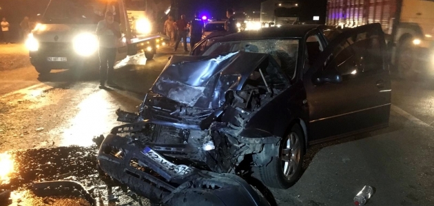  Konya’da kamyon otomobille çarpıştı: 1 yaralı