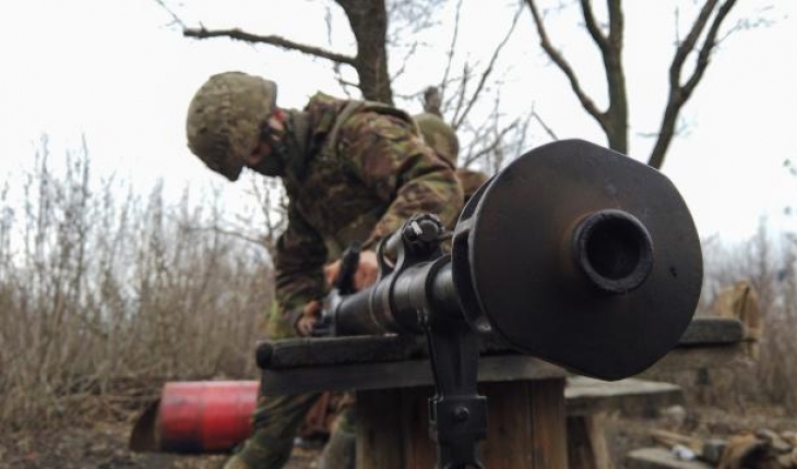 Donbas’ta bir Ukrayna askeri öldü