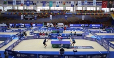 Türkiye Masa Tenisi Süper Ligi 3. etabı ikinci gün müsabakalarıyla Konya'da devam ediyor