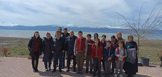  Konya’da özel öğrenciler balık fabrikasını gezdi