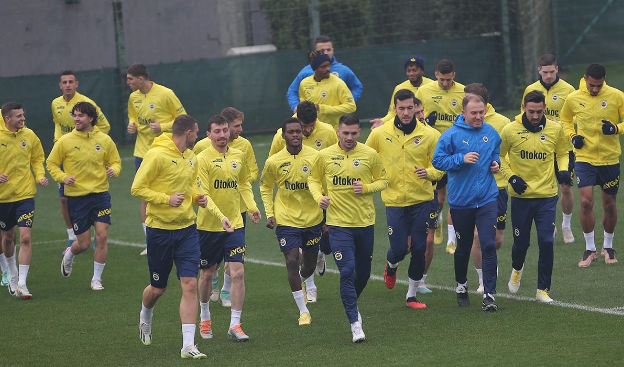  Fenerbahçe’de transfer çalışmaları sürüyor