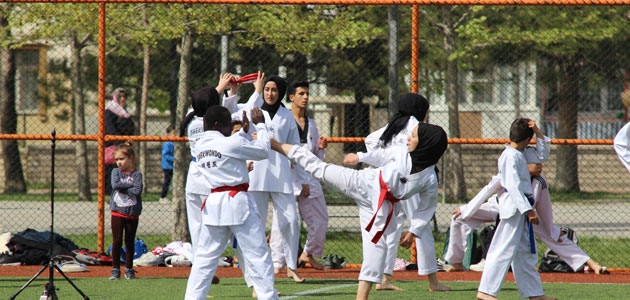  Konya’da ’Hareket et yaşadığını fark et’ etkinliği   