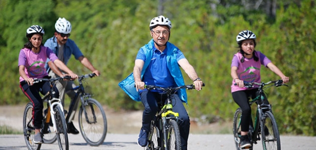 Cumhurbakan Yardmcs Oktaydan Dünya Bisiklet Günü 