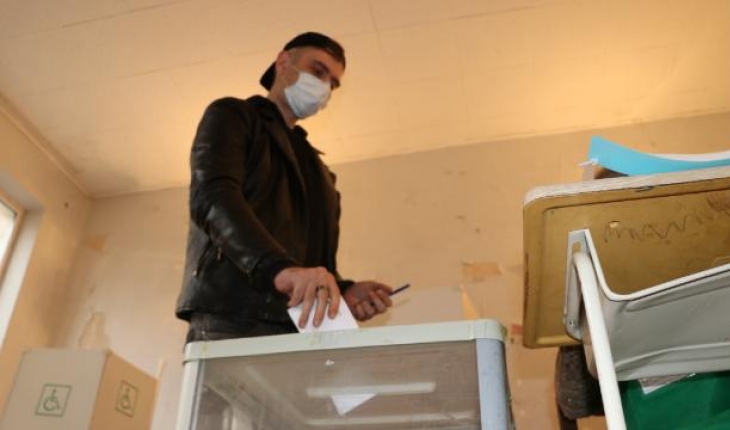 Gürcistan’daki yerel seçimin ilk resmi sonuçları açıklandı