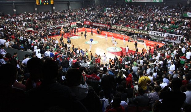 Basketbolda tam kapasite ile seyirci kararı