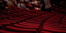 Devlet tiyatrolarının perdeleri öğretmenlere ücretsiz açılacak