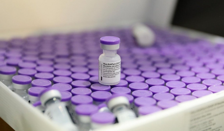 Pfizer-BioNTech, Omicron aşısı için tarih verdi