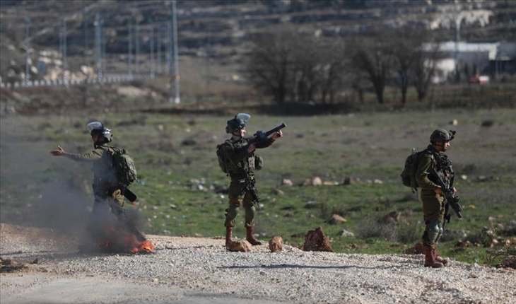 İşgalci İsrail güçleri Batı Şeria’da Filistinli öğrencilere müdahale etti