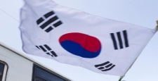 Güney Kore, Kuzey'in devriye botuna uyarı ateşi açtı