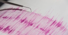Japonya'da  7,3 büyüklüğünde deprem