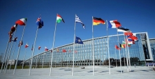 Danimarka, NATO'ya 800 asker göndermeye hazır