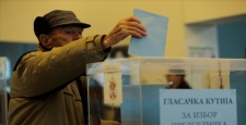 Sırbistan'da oy verme işlemi başladı