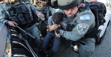 İsrail ordusu, Batı Şeria'da 18 Filistinliyi gözaltına aldı