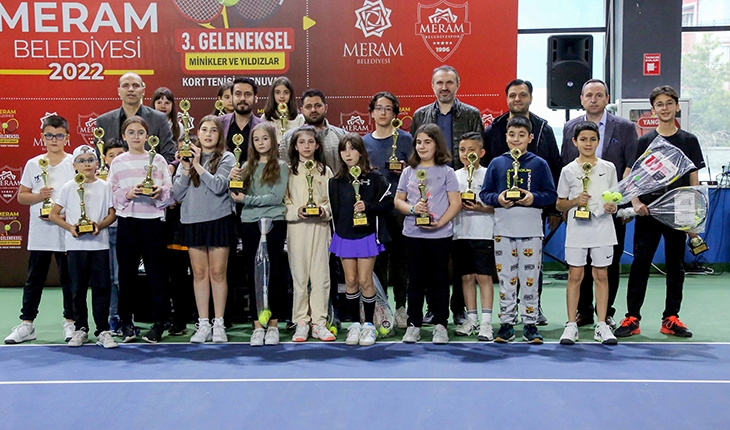Meram’da tenis turnuvası büyük heyecana sahne oldu