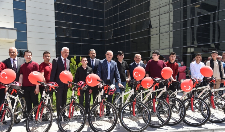Öğrenciler sağlık için pedal çevirecekler