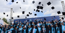 Seydişehir’de üniversite öğrencilerinin mezuniyet sevinci