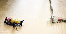 Çin’de sel felaketi: 12 ölü, 12 kayıp