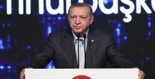 Cumhurbaşkanı Erdoğan: Süper güçler bizimle ortak yatırımlara girmek istiyor