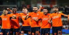 Başakşehir play-off’a yükseldi
