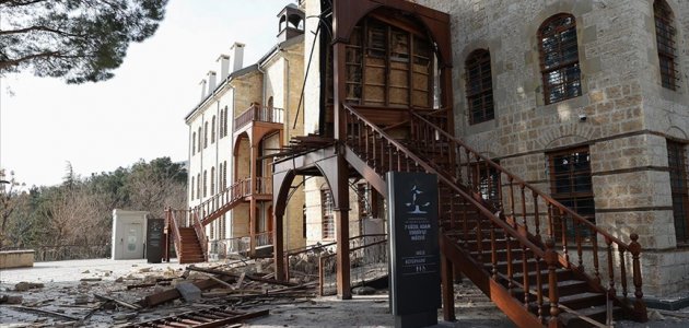 Yedi Güzel Adam Edebiyat Müzesi depremlerde zarar gördü