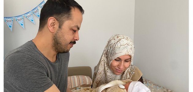 Depremzede çiftin bebekleri Konya’da doğdu
