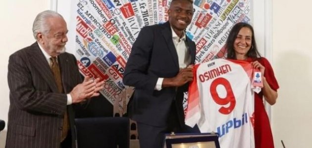 Dünyaca ünlü golcü Osimhen Türkiye’yi unutmadı