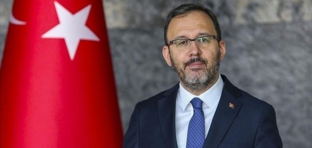  Bakan Kasapoğlu yurt ücretlerinin iade edileceğini duyurdu