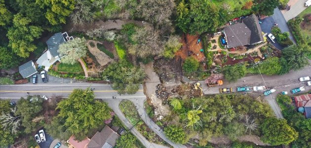  California’da aşırı yağış ve seller can aldı