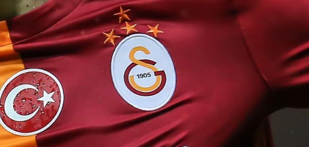Galatasaray’ın depremzedeler için giyeceği forma beğenildi