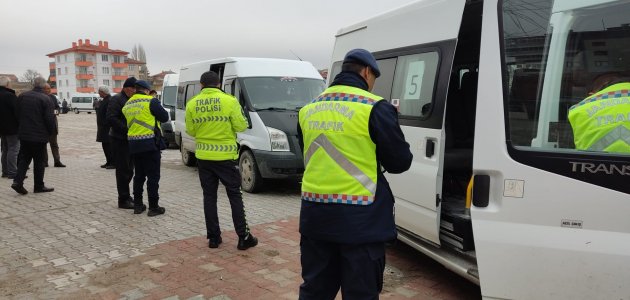 Konya’da öğrenci servis araçları denetlendi