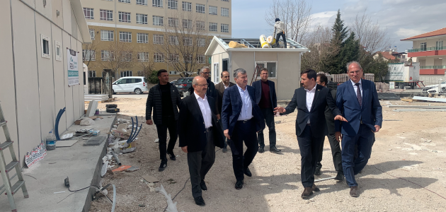 Konya’da geçici barınma merkezi ziyaret edildi