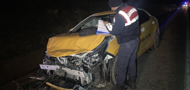 Üç aracın karıştığı kazada 3 kişi öldü, 5 kişi yaralandı
