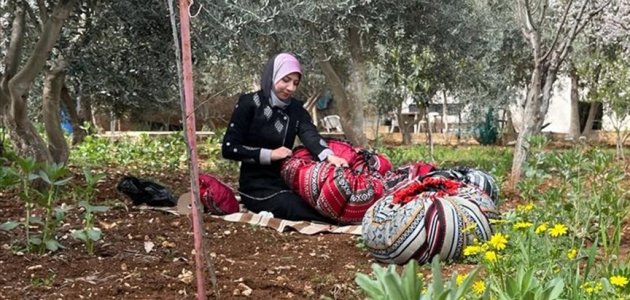 Ürdünlü kadın girişimci termal bohça üretiyor