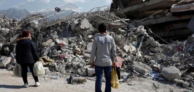 Kanada depremzedelere vize kolaylığı sağlayacak 
