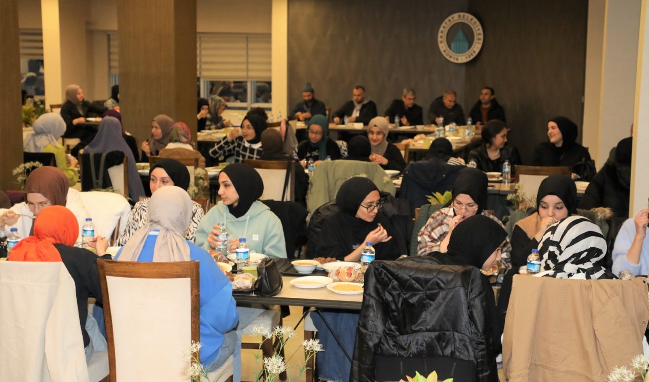 Karatay Kent Konseyi öğrencileri iftarda buluşturuyor