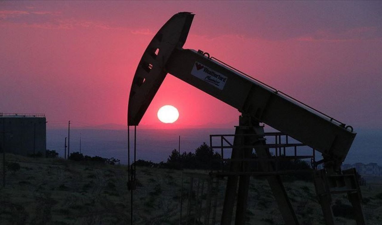 ABD’nin ticari ham petrol stokları azaldı