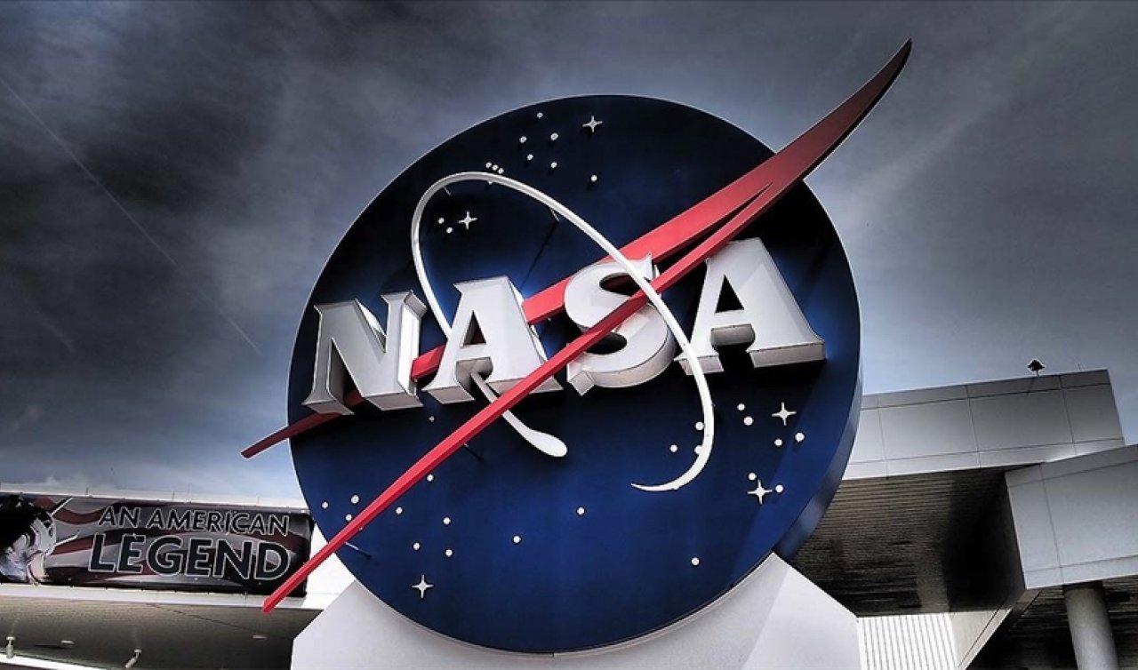 NASA  yeni bir kara delik keşfetti: 20 milyon güneş ağırlığında