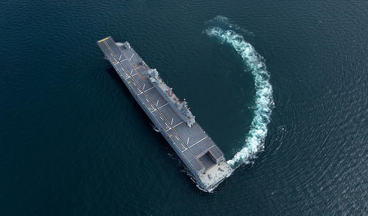 Dünyanın ilk SİHA gemisi TCG Anadolu envantere giriyor