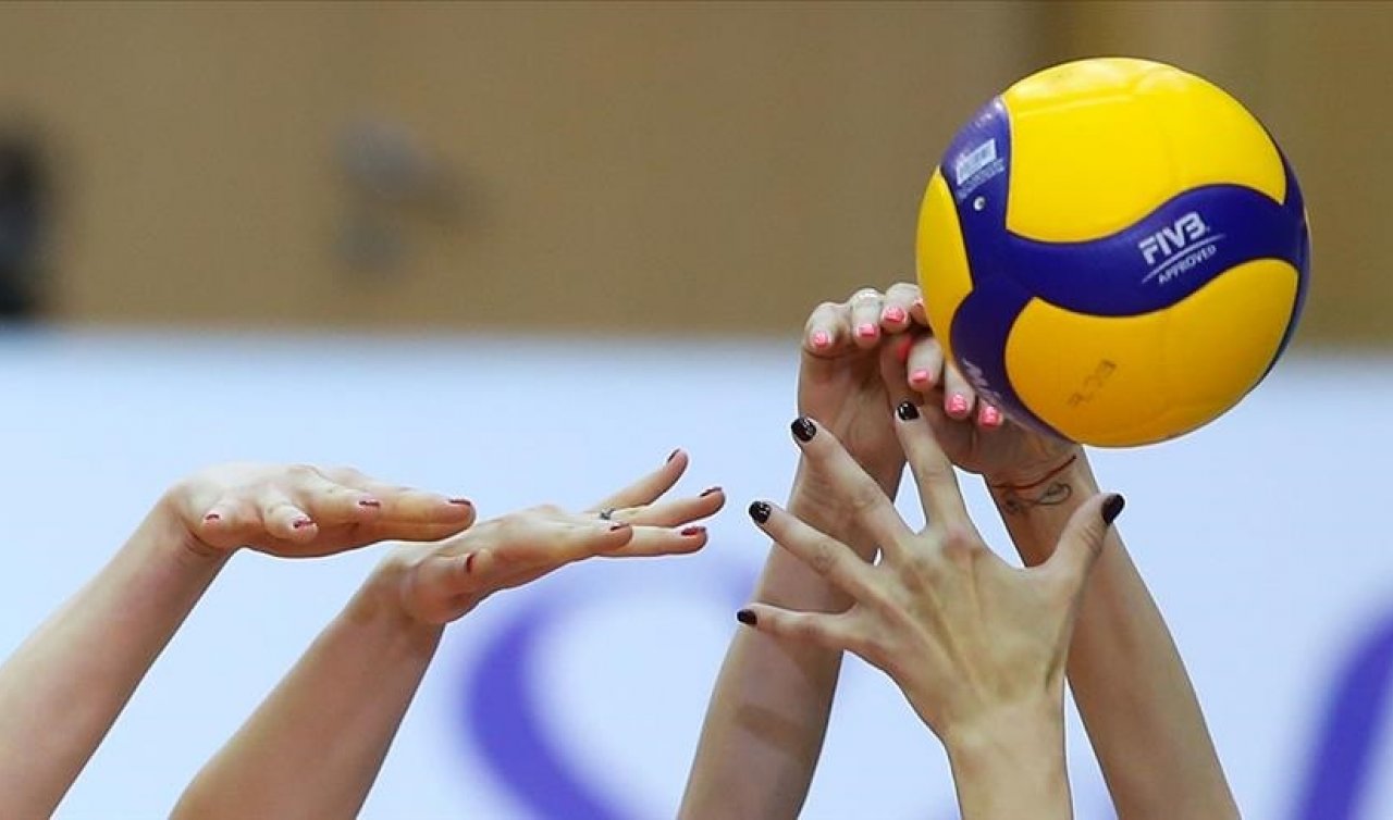 Eczacıbaşı Dynavit final için sahaya çıkıyor