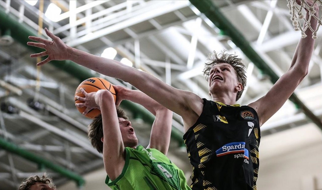 Gençler Basketbol Şampiyonlar Ligi başladı