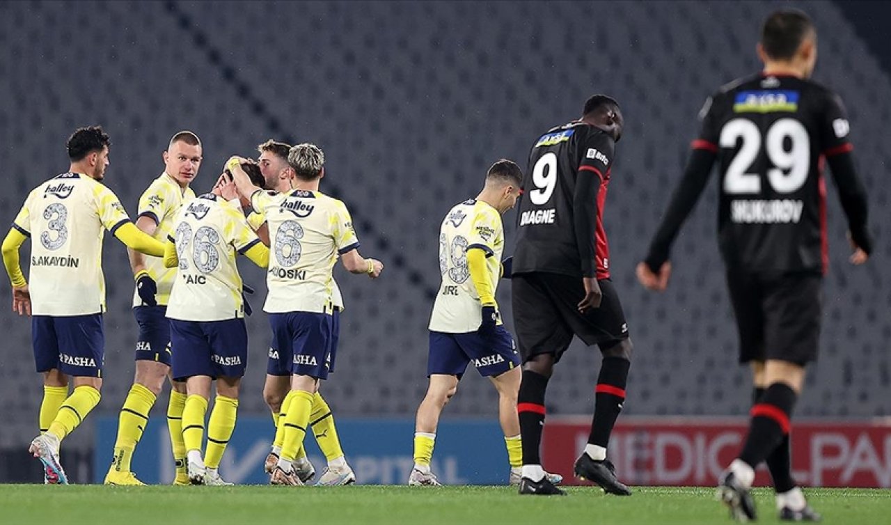 Fenerbahçe, Fatih Karagümrük’ü geriden gelip yendi: 1-2