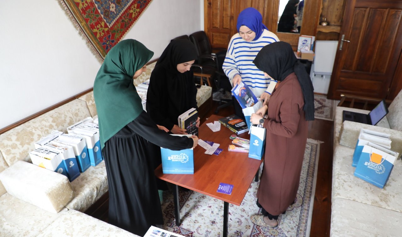 Depremzede öğrenciler için başlatılan kitap kampanyası devam ediyor