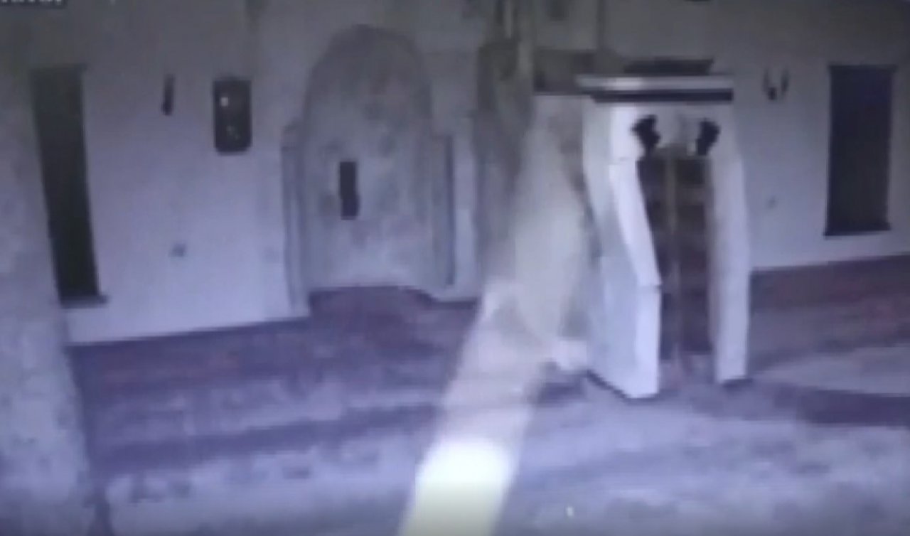600 yıllık cami böyle yıkıldı!