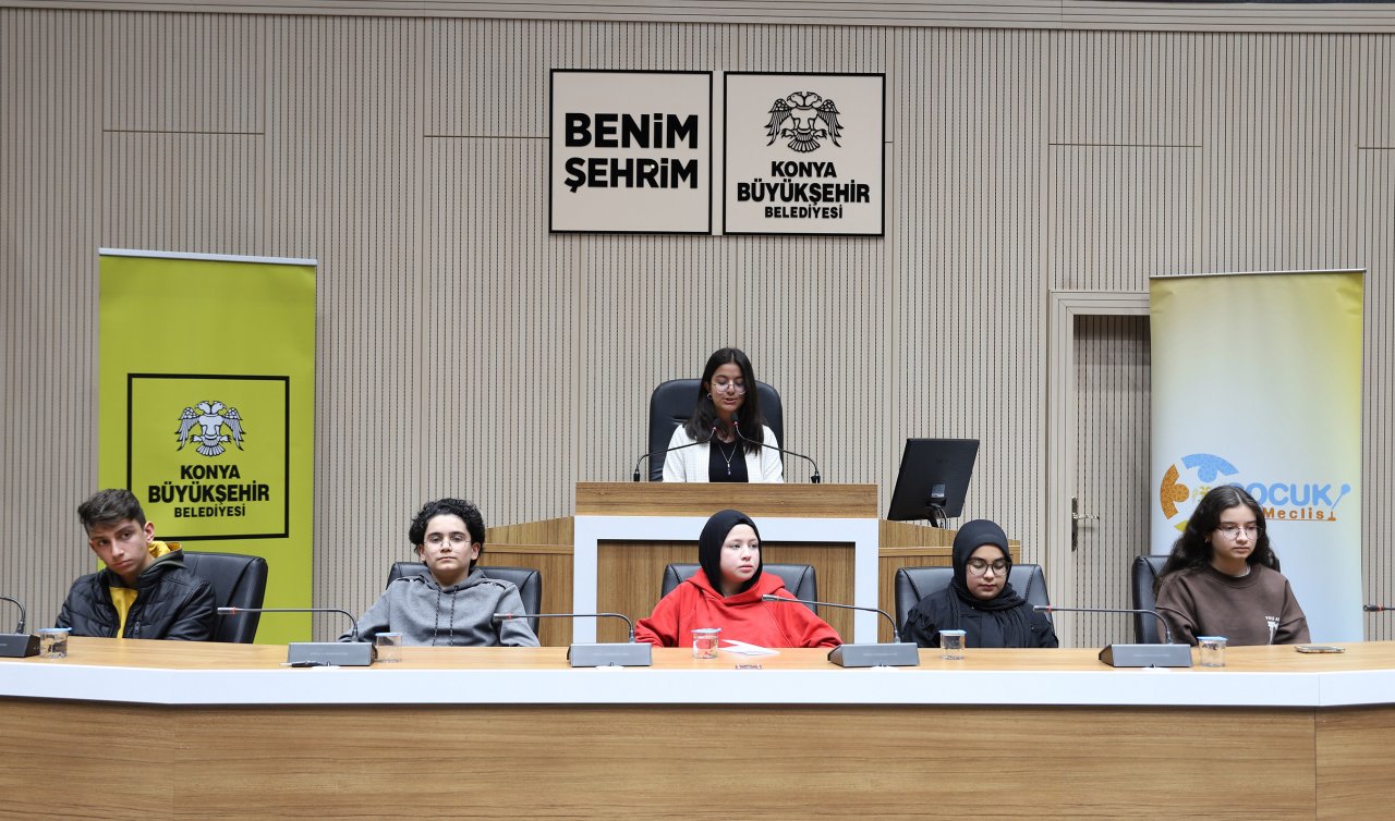 Konya’da Çocuk Meclisi’nde Proje yarışması kazananları ödüllendirildi